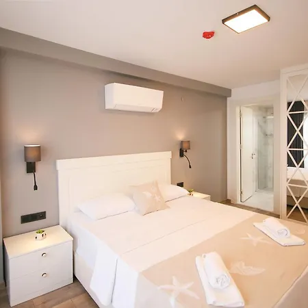 Krem Marin Hotel Cesme