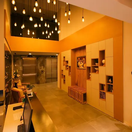 Hotel Krem Marin *
