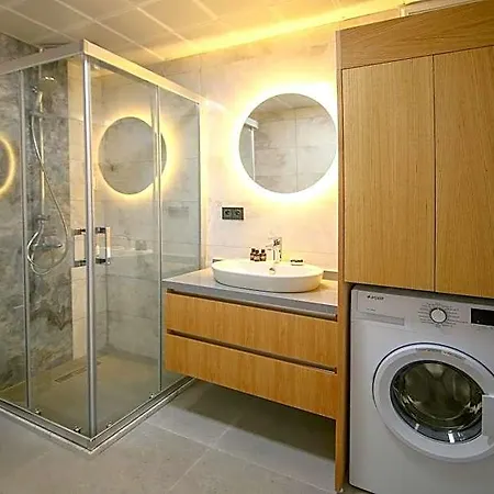Krem Marin Otel Çeşme