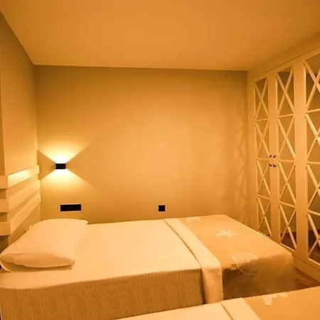 Krem Marin Otel