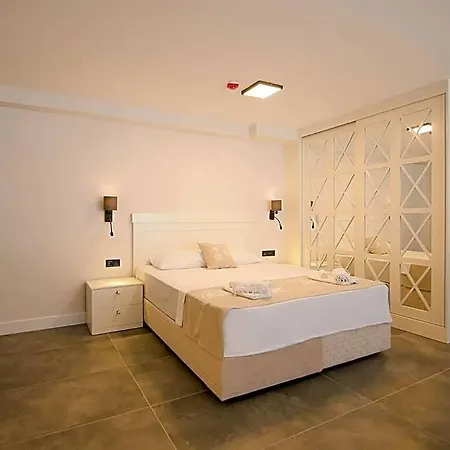 Krem Marin Otel *